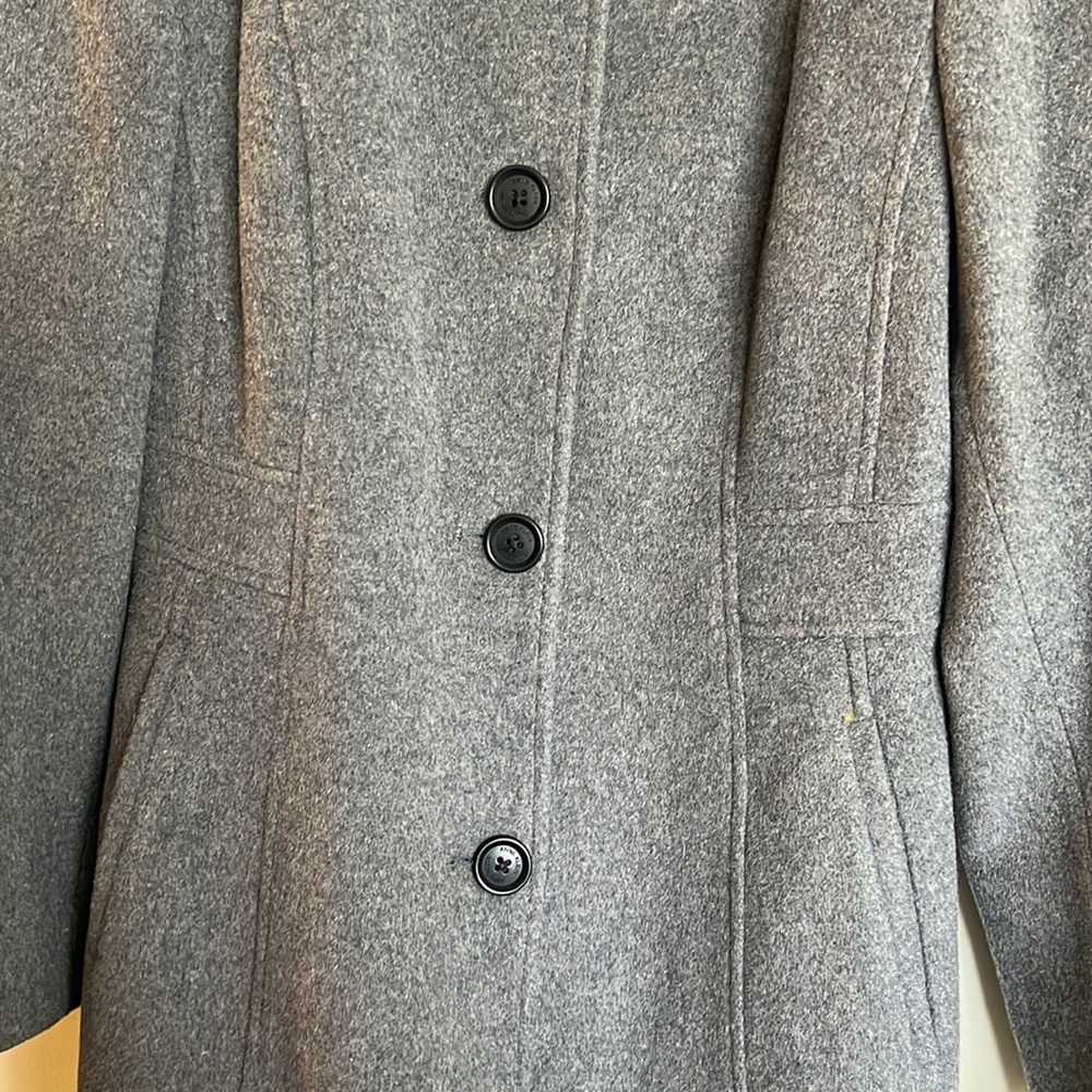 Wool coat - Picture 3 of 7